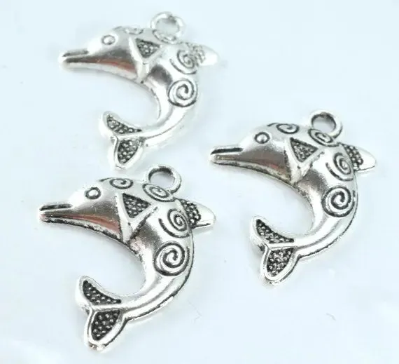 31x23mm Decorative Textured Antique Silver Dolphin Pendant Charm, 8pcs/Pk,3mm hole opening,2mm thickness