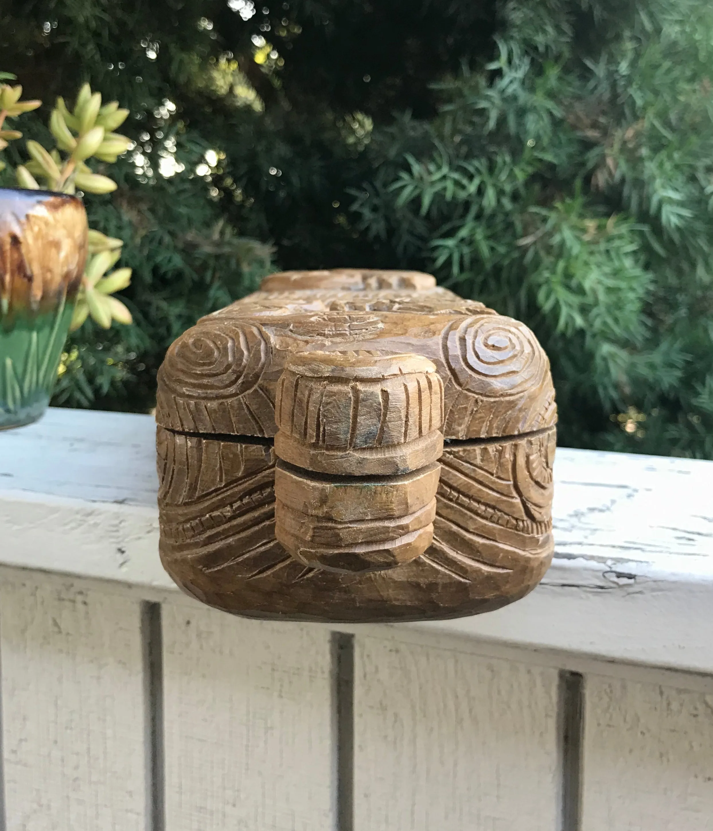 Antique Artisan Handcrafted Wood Carved Animal Tribal Box Container with Lid