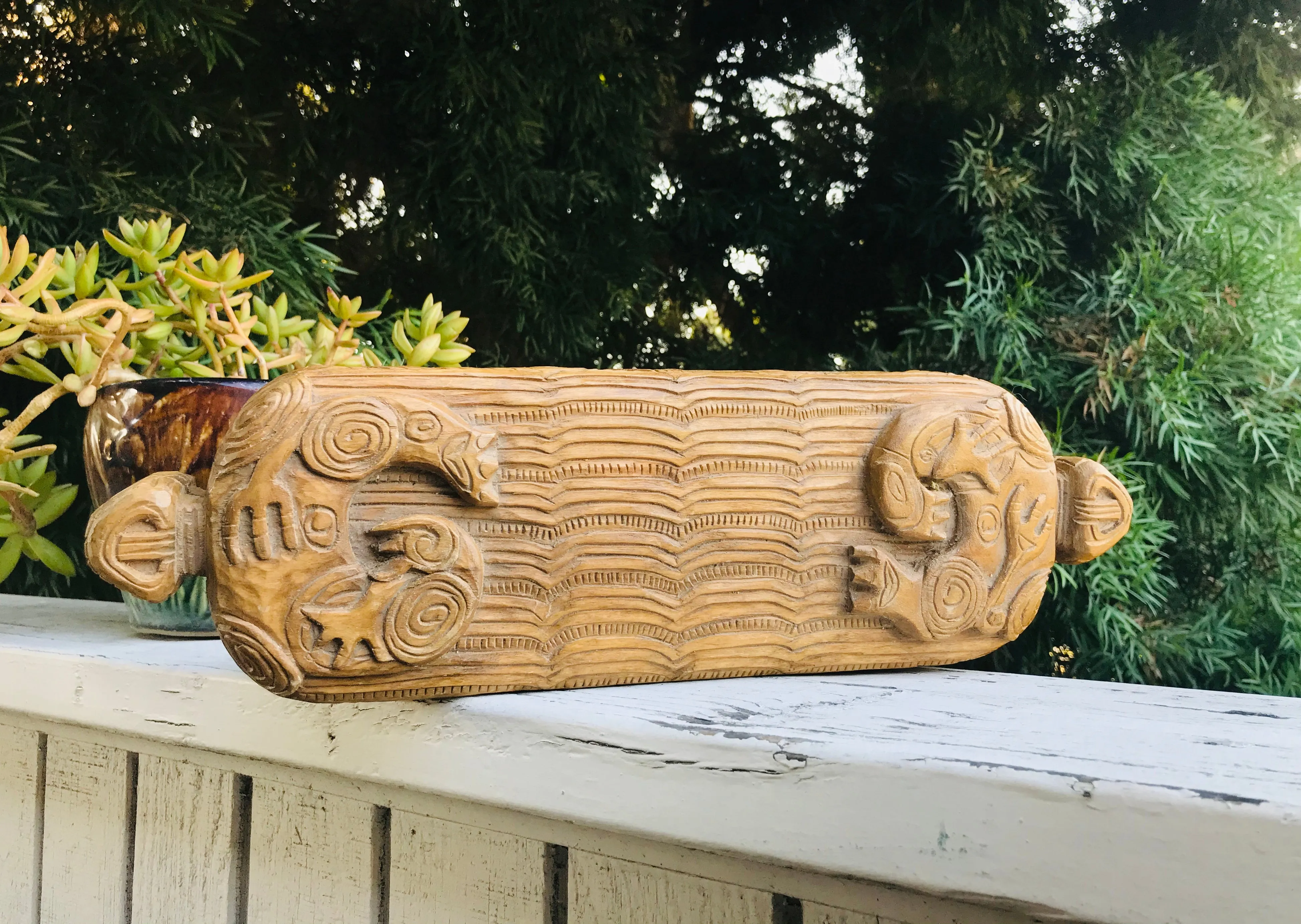 Antique Artisan Handcrafted Wood Carved Animal Tribal Box Container with Lid