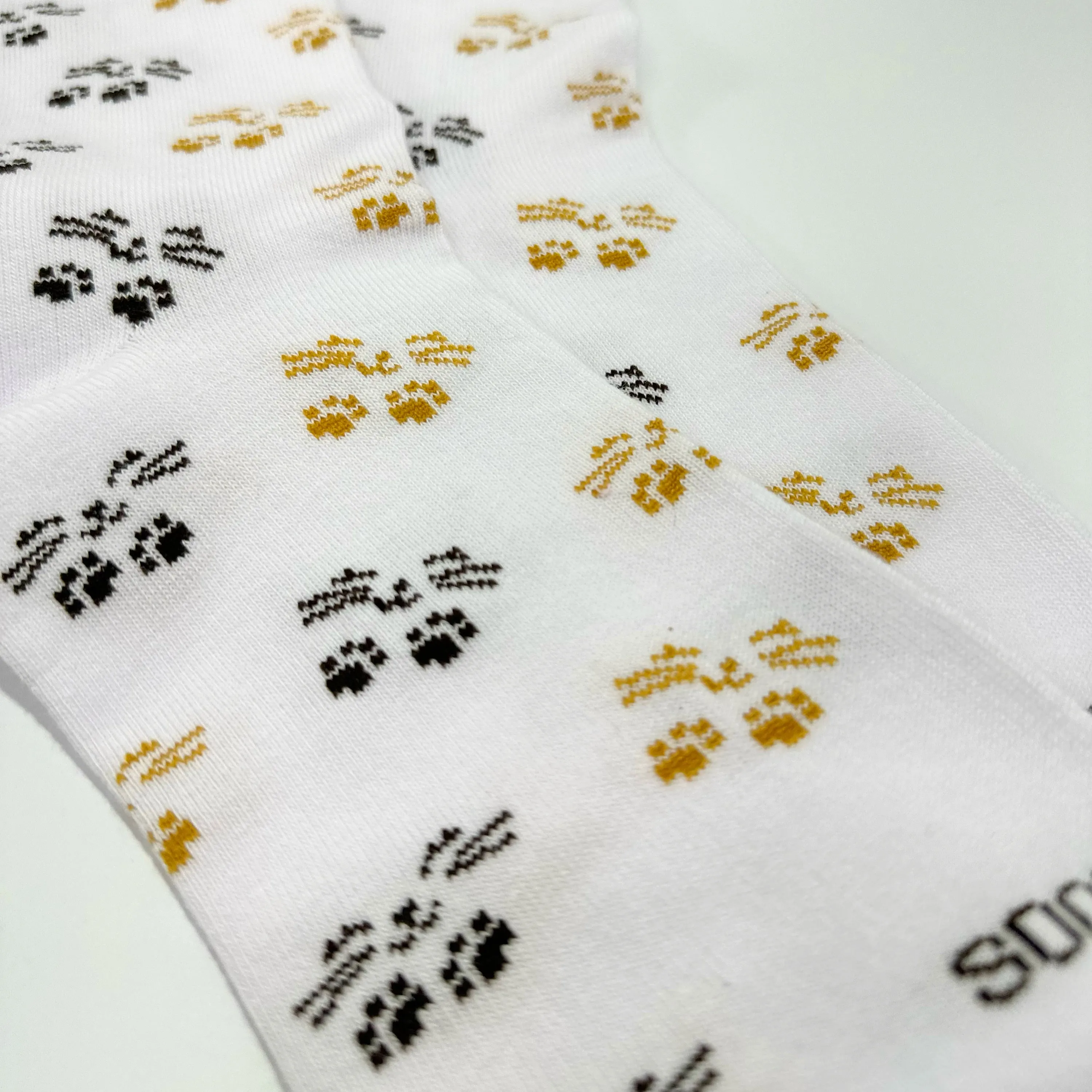 Cat Face and Paws the Sock Panda (Adult Medium - Women's Shoe Sizes 5-10)