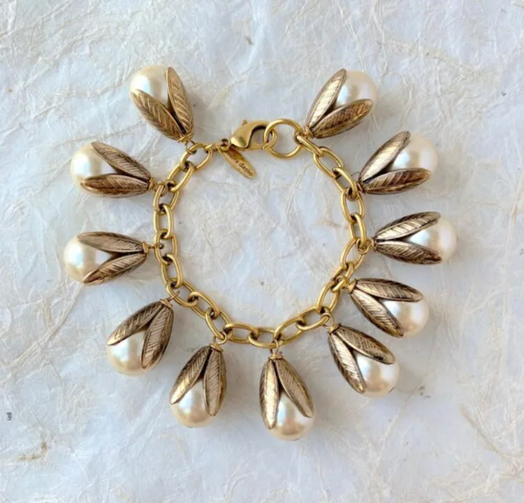 Classic Bead Cap Charm Bracelet - Shiny Cream Pearl