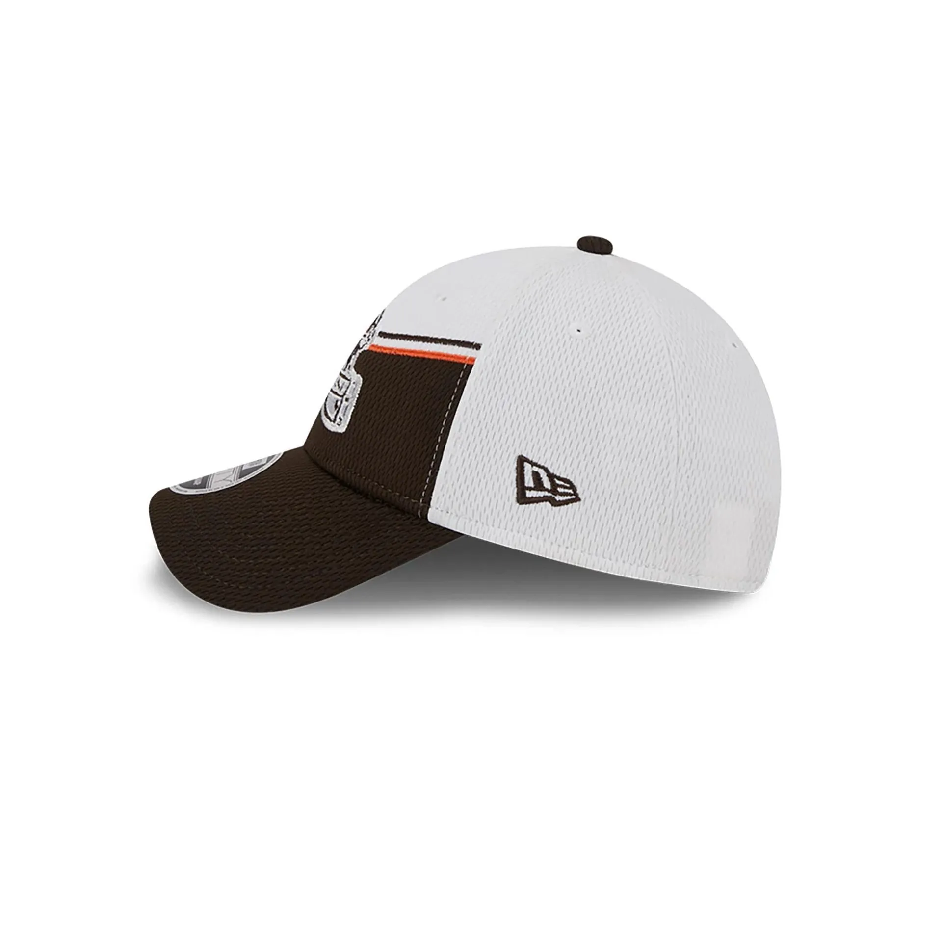 Cleveland Browns NFL Sideline 2023 White 9FORTY Stretch Snap Cap