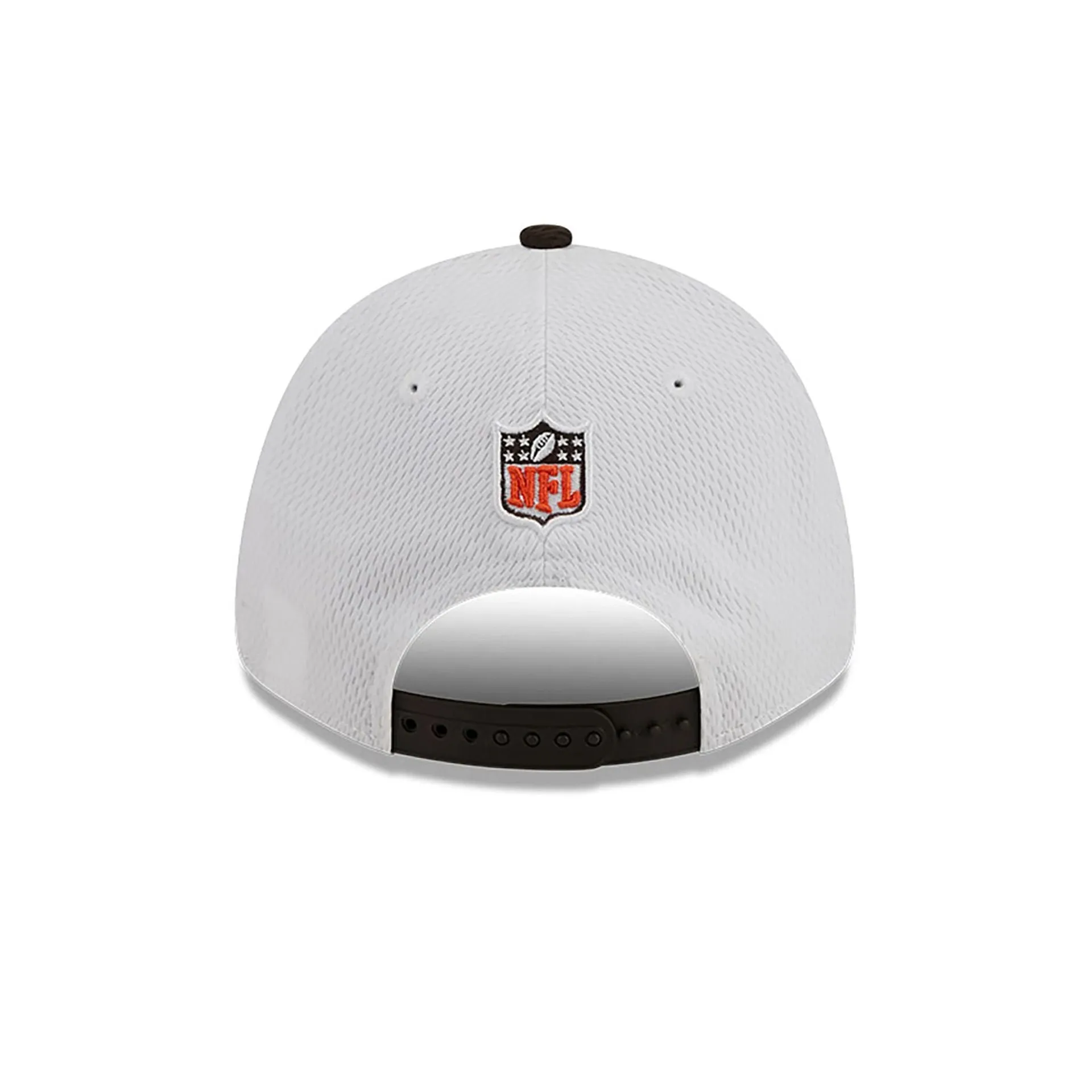 Cleveland Browns NFL Sideline 2023 White 9FORTY Stretch Snap Cap